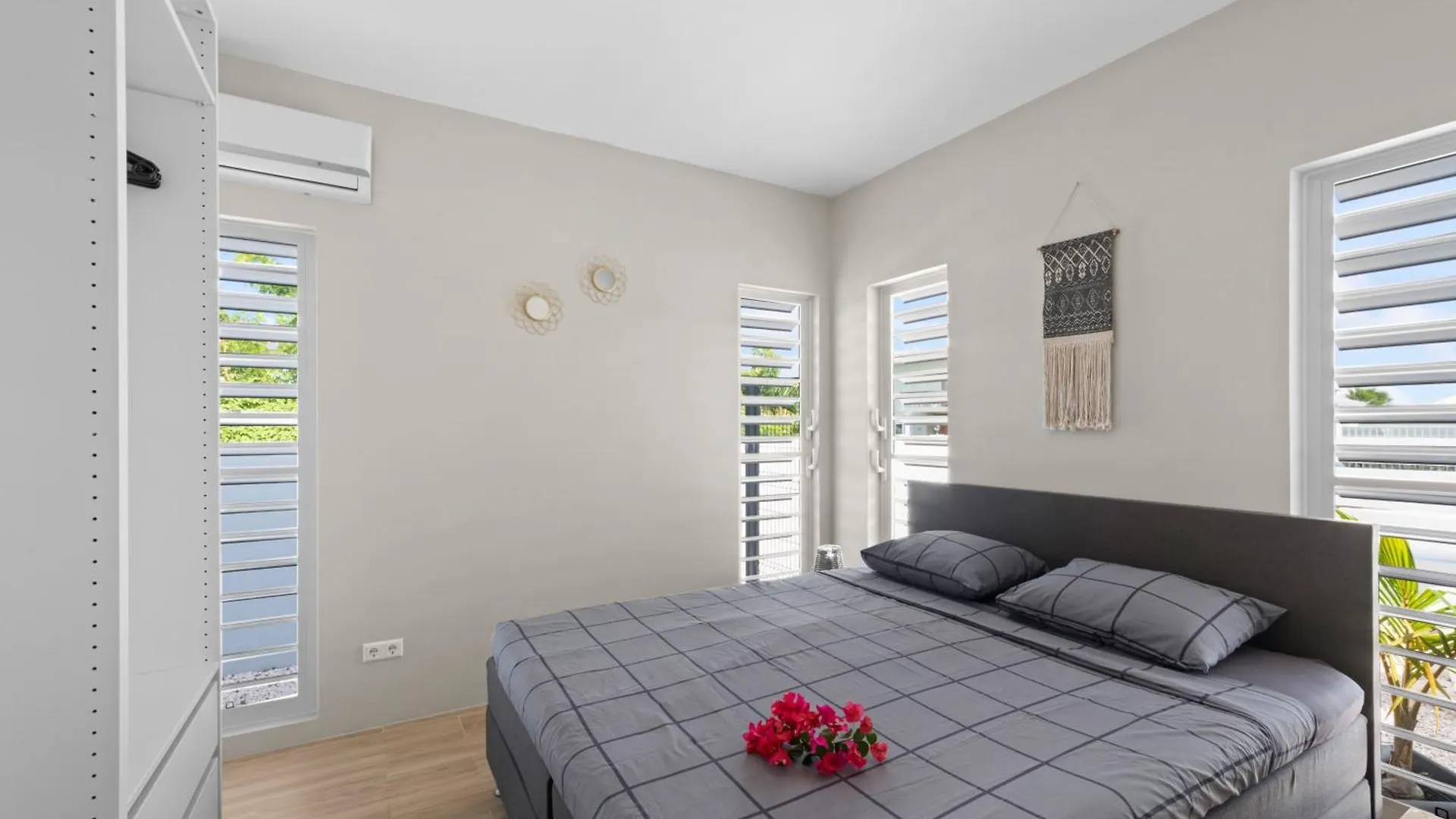 Villa Perla Di Solo, 6 Persoons, Met Privezwembad En Groot Dakterras Met Zeezicht! Grote Berg